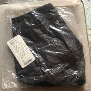 NWT Black Lululemon Pace-setter Skirt size 4